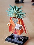 lego 71047 Dungeons Dragons mini figür The Lady of Pain 
