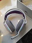LOGITECH G733 LightSpeed RGB Kablosu Oyuncu Kulaklığı Beyaz