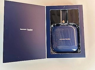 Harman Kardon Neo-Sıfır kutusunda