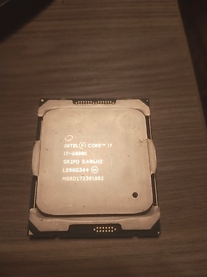 İ7 6800k İşlemci temiz fazla kullanılmadı