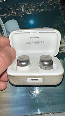 SENNHEİSER YENİ GİBİ