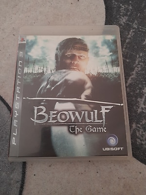 PS3 ORİJİNAL BEOWULF THE GAME OYUNU KUTULU+KİTAPÇIK..Cd denenmiştir sorunsuz çalışıyor..Resimleri mevcuttur..