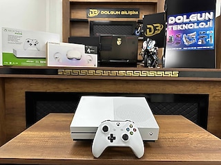 Microsoft Xbox One S 500 GB CD'li Tek Kol | Xbox - xboxone - xboxonex - XboxOne (İKİNCİ EL) 