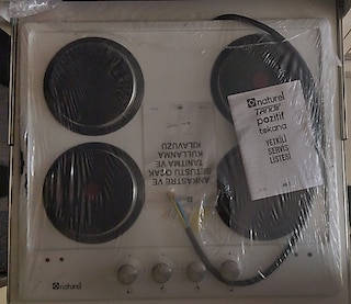 NATUREL 4 GÖZÜ ELEKTRİKLİ BEYAZ EMEYE ANKASTRE OCAK