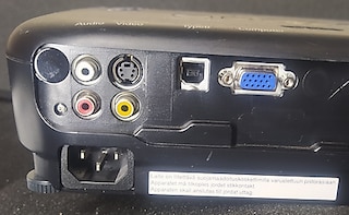 EPSON H433B PROJEKSİYON 2500Ansulmen 