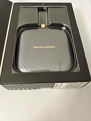 Harman Kardon Neo-Sıfır kutusunda