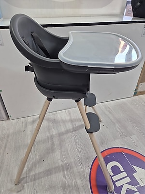 Maxi-Cosi Moa 4'ü Bir Arada Çok Fonksiyonlu Mama Sandalyesi