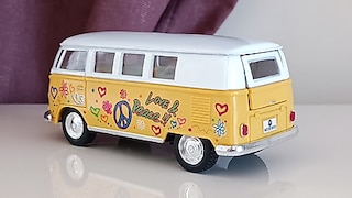 VW Microbus 1962 Hediyelik Oyuncak Minibüs 1:32 Kinsmart