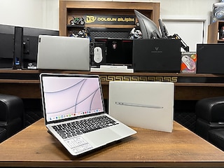 Apple MacBook Air M1 8GB RAM 256GB SSD 13.3” Gümüş MGN93TU/A (İKİNCİ EL)