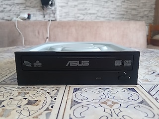 Garanti Etiketli ASUS Sata DVD-Rom (DRW-24B5ST)