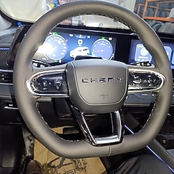 DİKİŞLİ DİREKSİYON KILIFI SİYAH DERİ SİYAH DİKİŞLİ TİGGO 7 PRO İÇİN