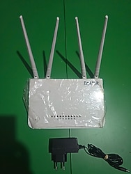 Tr link 4 antenli kablosuz Router
