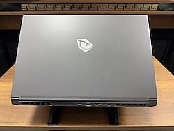 Monster Tulpar T5 V21.7 Intel Core i7 11800H 16GB 512GB SSD RTX3070 15.6” QHD 165Hz (İKİNCİ EL)