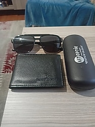 Erkek cüzdanı ve gözlük gözlük kılıfı hediye