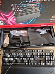 Asus ROG Strix Scope NC Deluxe RGB Red Switch Klavye