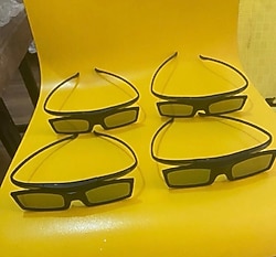 Samsung 4 adet 3 D sinema sistemleri pili gözlük