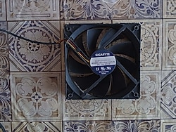 Gigabyte 12CM Kasa Fanı + Fan Çoklayıcı Kablo ( DF1202512RFLN)