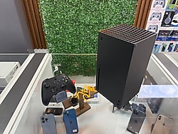 Xbox Series X 1 TB Tek Kol Siyah Kutulu (İKİNCİ EL)