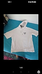 Tişört kapüşonlu