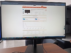 Samsung ViewFinity S8 32" LS32D800UAUXUF (S32D800U) Monitör (S32D800UAU) 32" 4K Monitor