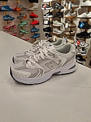 44 NUMARA!SIFIR ÜRÜN!! NEW BALANCE 530 BEYAZ