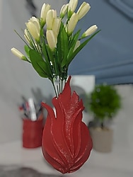 🔥 Duvarlarınıza Sanat Katın: 3D Baskı Lale Vazo! 🔥