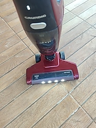 GRUNDİG VCH9931 dikey supurge