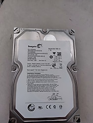 Seagate BarraCuda ST1000DM010 SATA 3.0 7200 RPM 3.5" 1 TB Harddisk