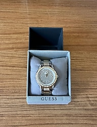 Guess kadın kol saati