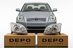 Toyota Avensis 2003–2005 Ön Far (Sağ / Sol)