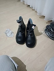 mekap iş botu demirli