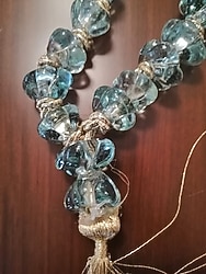 Tesbih,Dekoratif,camdan yapılmış, büyük boy, yeşil altın rengi,dekoratif masa süsü.