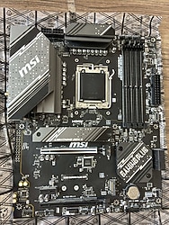 MSI B650 GAMING PLUS WIFI