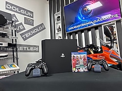 PlayStation 4 Pro 1TB Çift Kol + Pes 2021 Oyun CD’si (İKİNCİ EL)