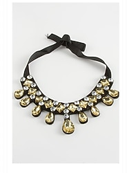 Renkli parlak taşlı yaka kolyeler