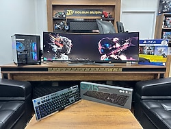 Logitech G915 RGB Clicky Switch Kablolu / Kablosuz Mekanik Oyuncu Klavyesi (İKİNCİ EL)