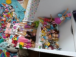 çeşitli oyuncaklar