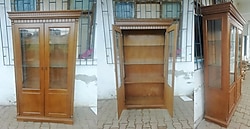 Gümüşlük vitrin yeni gibi cillop çok güzel bir parçadır sıradan değil. ELDEN TESLİM ŞEKLİNDE SATMAYI DÜŞÜNÜYORUM