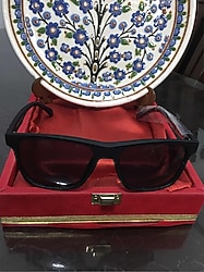 Lacoste erkek güneş gözlüğü..