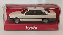 Opel Omega A 1:87 Herpa
