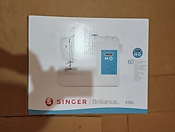 Singer 6160 dikiş makinesi. kapalı kutu