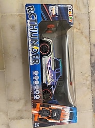 Uzaktan kumandalı rc buhar atan araba