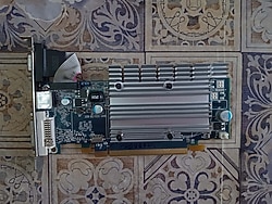 Arızalı AMD Sapphire HD3450 512MB Ekran Kartı