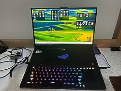 Asus Rog Zephyrus S17 GX701LXS 17.3 300 Hz32 GB RAM 1 TB SSD i7 10875H RTX 2080 FHD W11