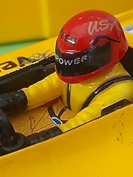 KOLEKSİYONERLERE RACE CAR 40 CM BOY