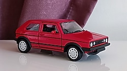VW Golf GTI MK1 Hediyelik Oyuncak Araba 1:36 Welly