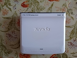 Tenda S5 10/100 Switch