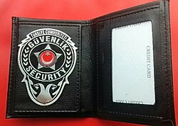 SİZE ÖZEL GÜVENLİK SECURİTY ROZETLİ CÜZDANI SATINAL.SADECE ÖZEL GÜVENLİK GÖREVLİSİNE SATILIR-SIVILE SATILMAZ