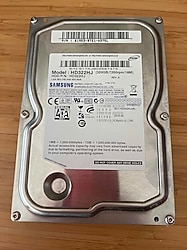 320gb HDD Samsung model: HD322HJ