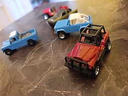 Hot Wheels 16 li lot